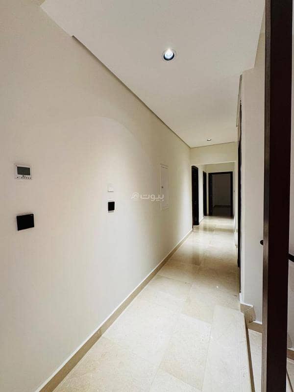 5 bedroom villa in King Khalid International Airport, Riyadh 25