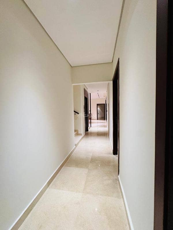 5 bedroom villa in King Khalid International Airport, Riyadh 30