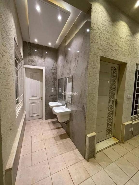 5 bedroom villa in Ad Dar Al Baida, Riyadh 15