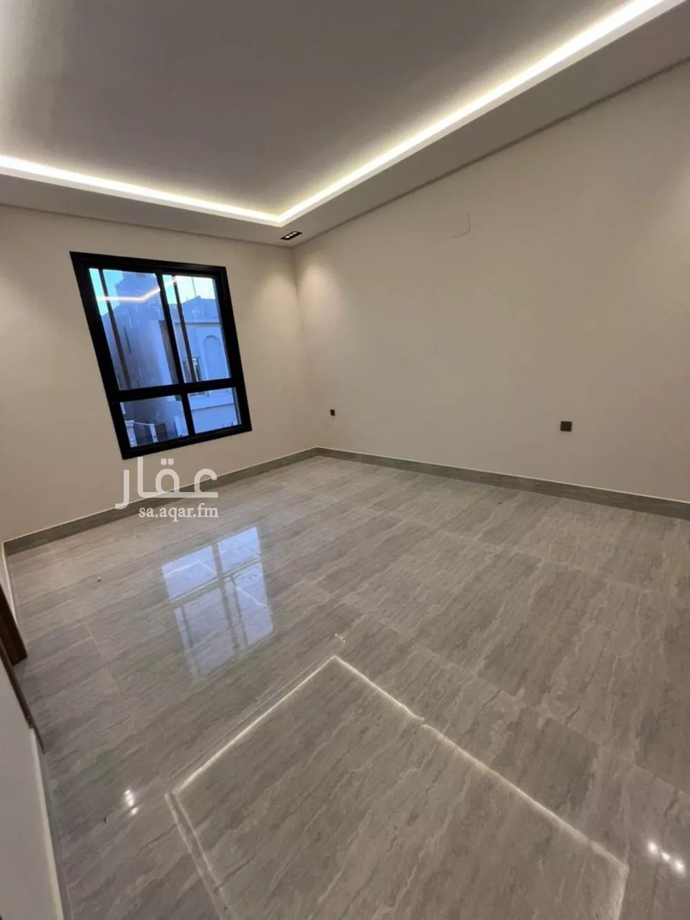 5 bedroom villa in Al Rimal 3