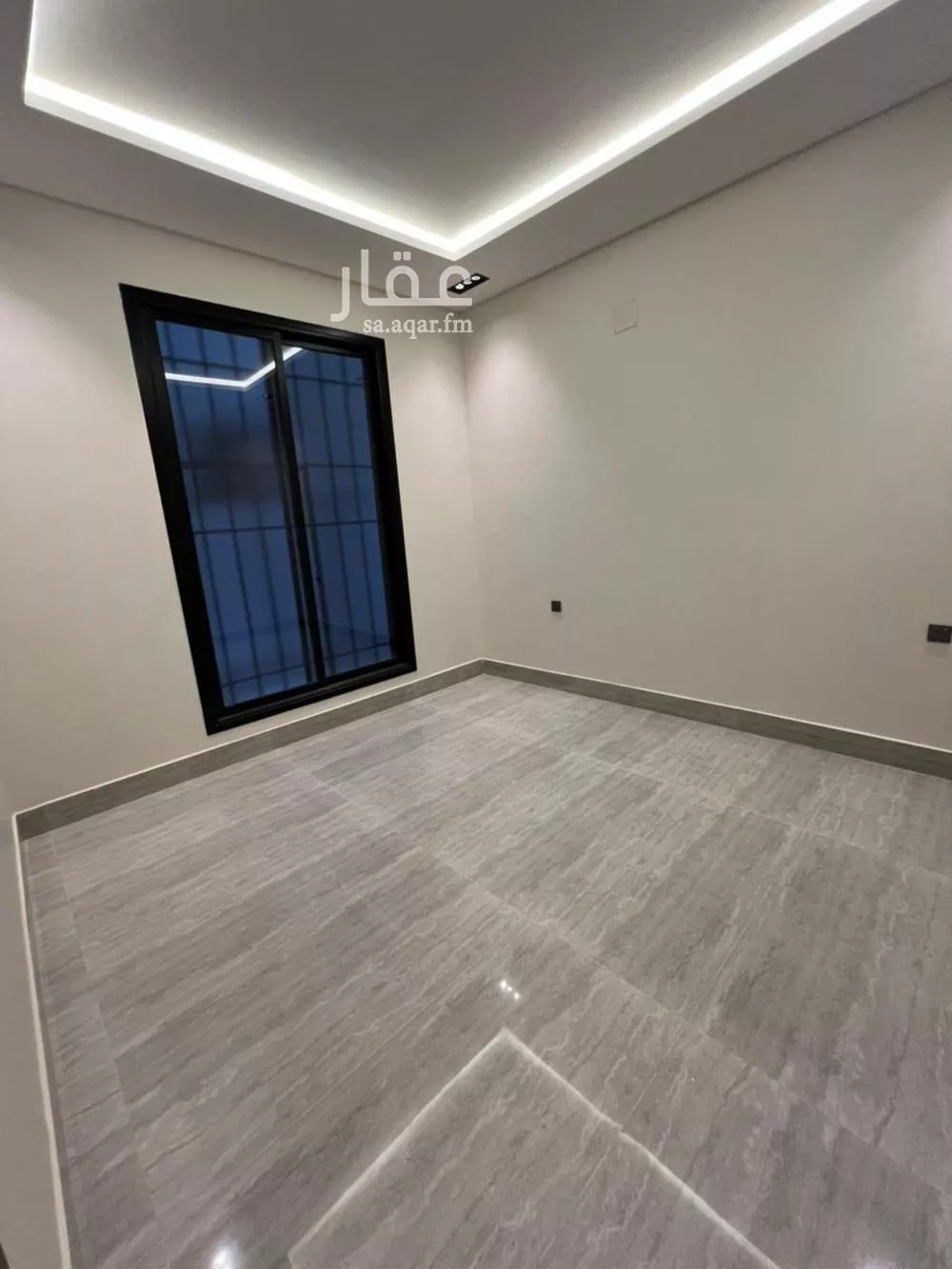 5 bedroom villa in Al Rimal 6