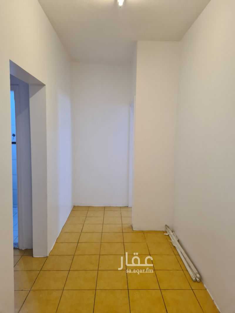 4 bedroom apartment in Al Mursalat, Riyadh 3