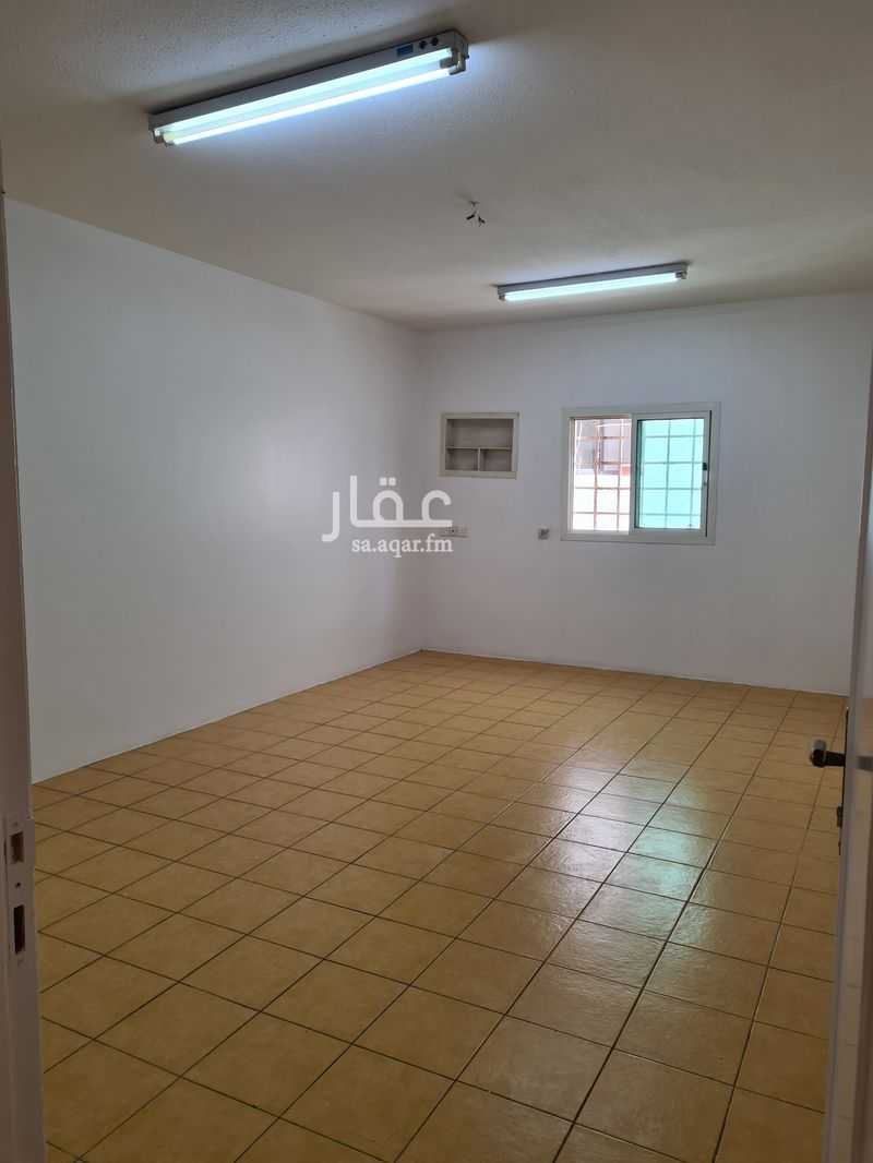 4 bedroom apartment in Al Mursalat, Riyadh 6