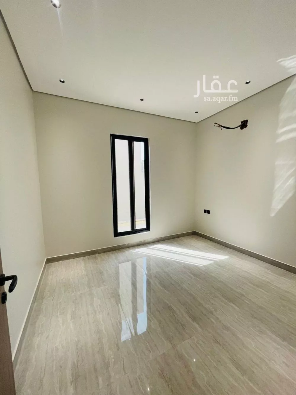 فيلا 6 غرف في الرمال 11