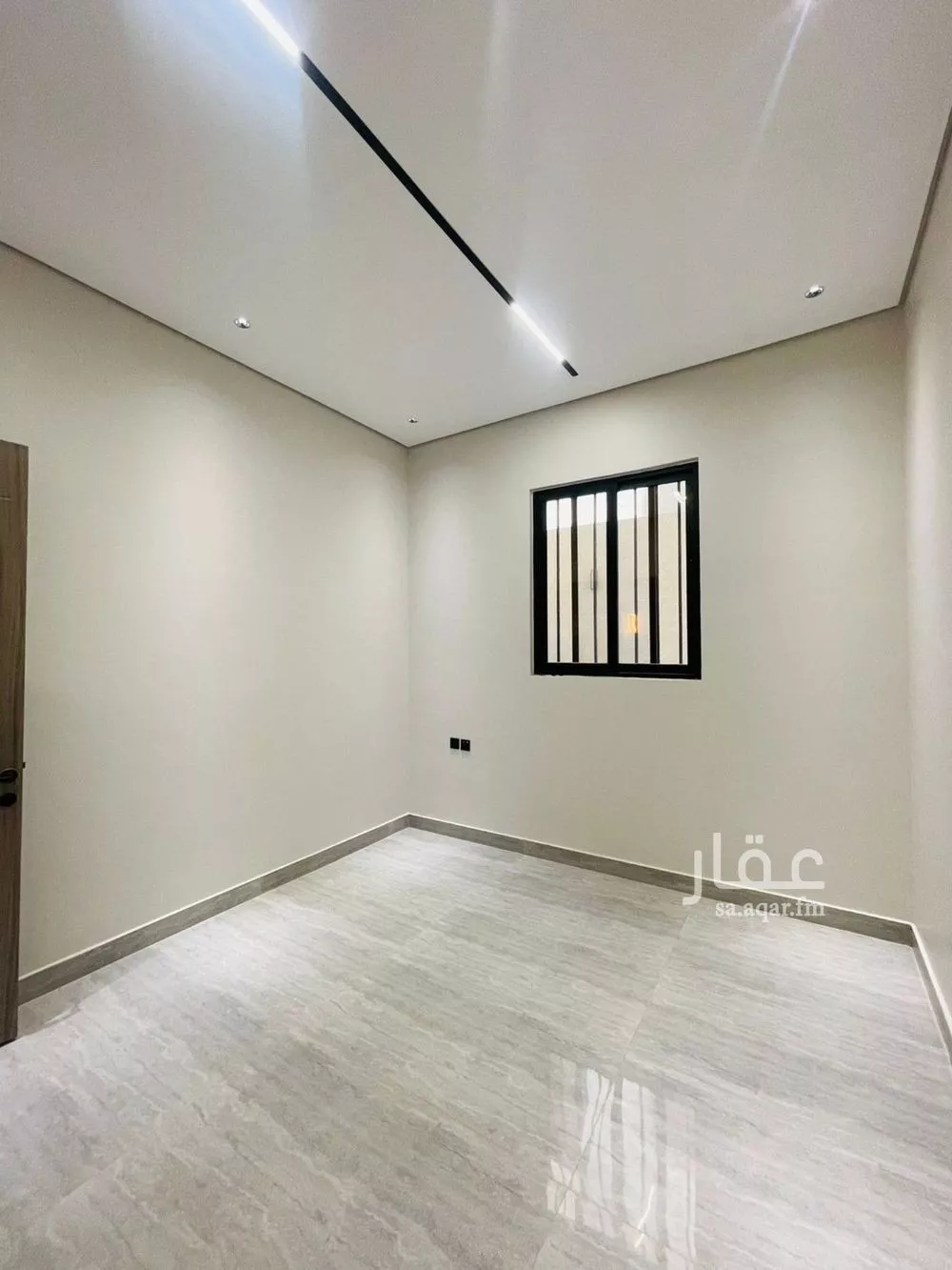 فيلا 6 غرف في الرمال 8