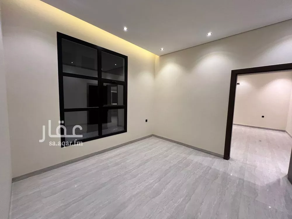 3 bedroom villa in Al Maizilah 11