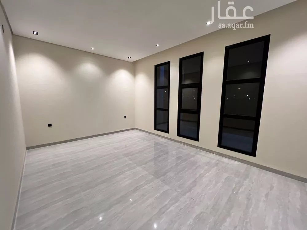 3 bedroom villa in Al Maizilah 19