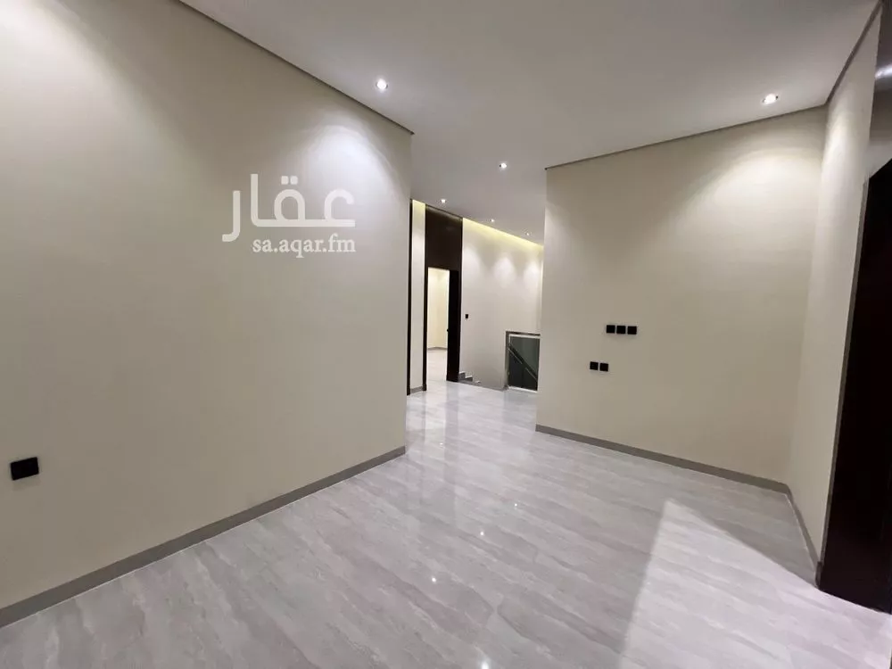 3 bedroom villa in Al Maizilah 22