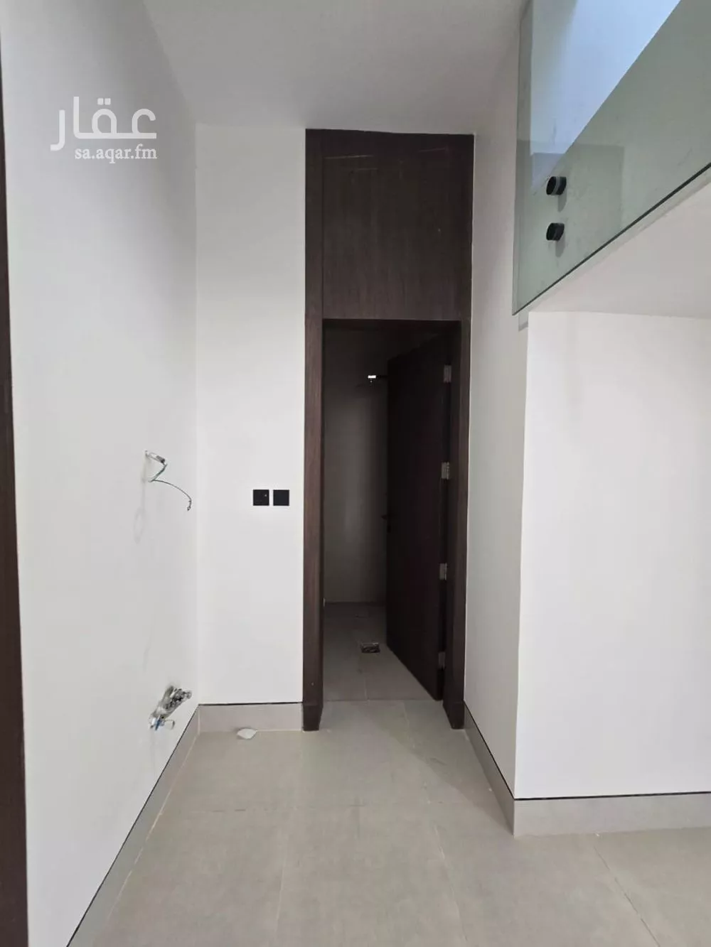 4 bedroom villa in Al Yarmouk 11