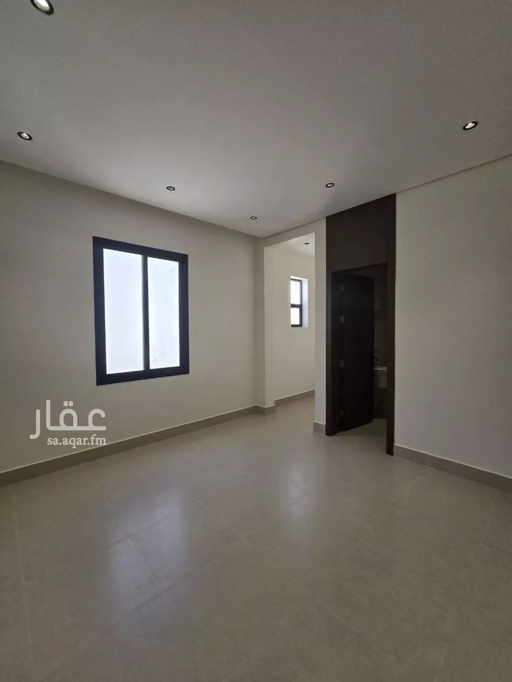 4 bedroom villa in Al Yarmouk 8