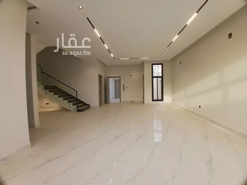 7 bedroom duplex in Dhahrat Namar 5