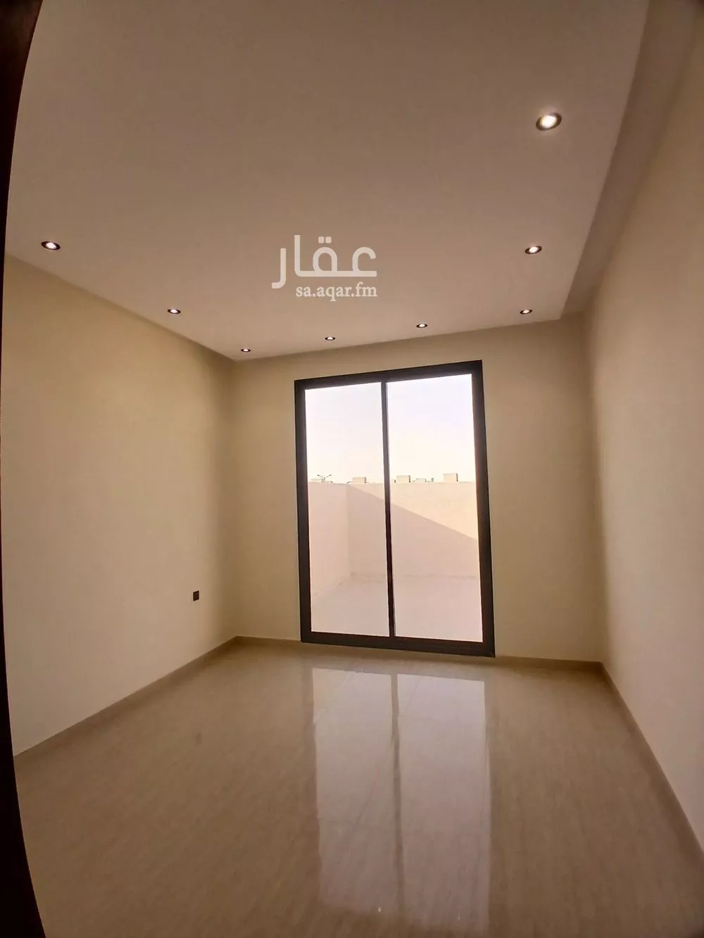 فيلا 4 غرف في طويق 21