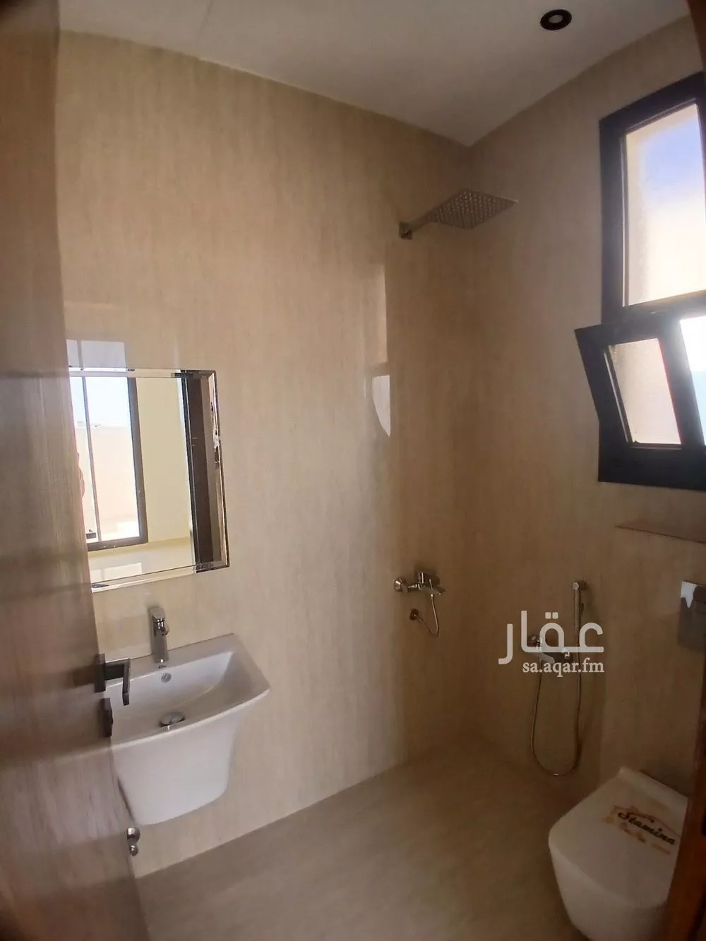 فيلا 4 غرف في طويق 10