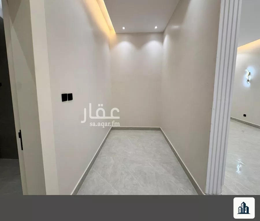 شقة 6 غرف في الجنادرية 12