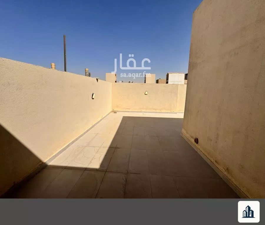 شقة 6 غرف في الجنادرية 40