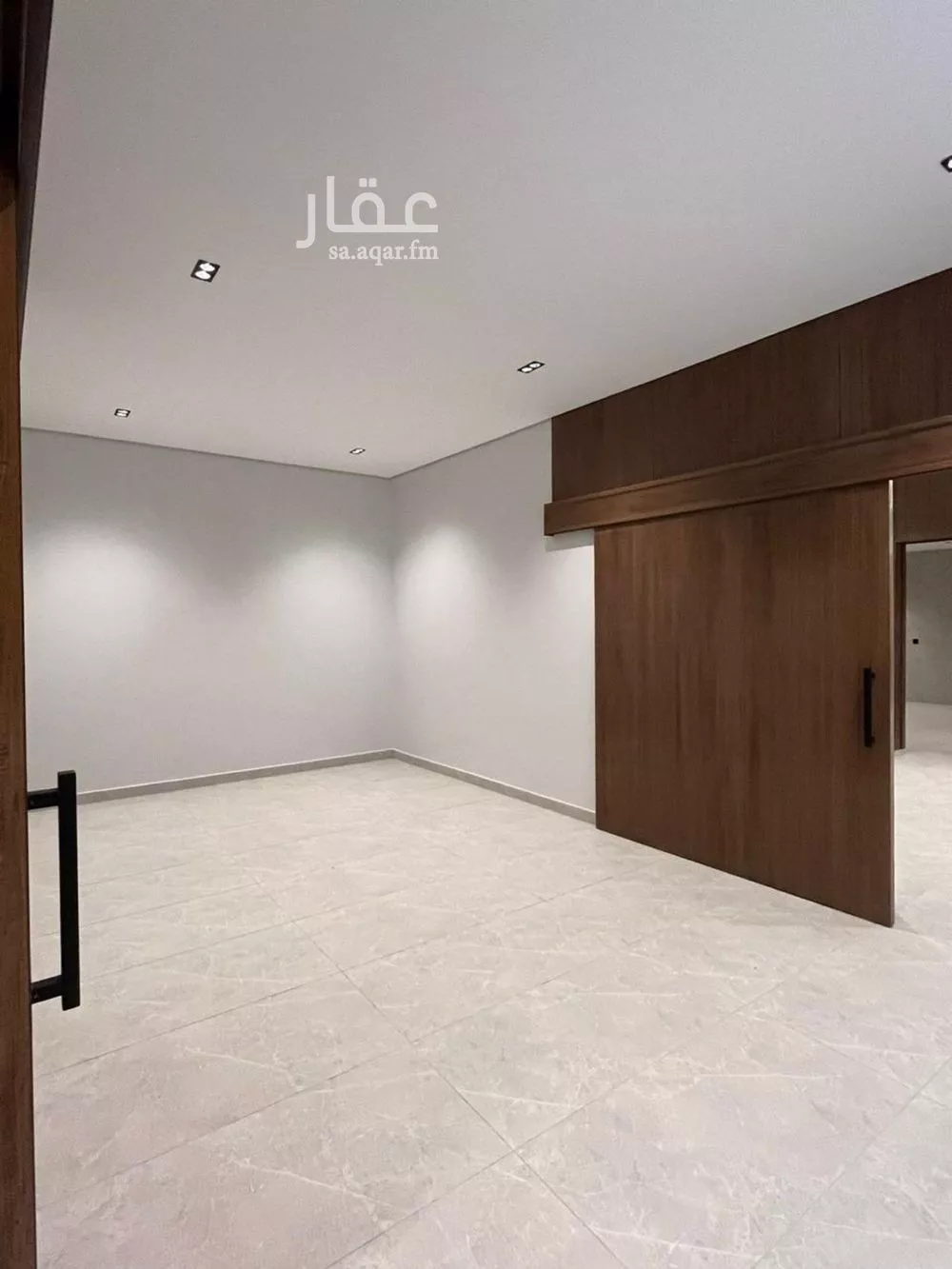 فيلا 5 غرف في المهدية 6