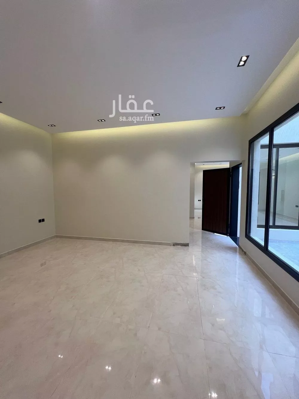 6 bedroom villa in Al Mahdiyyah 14