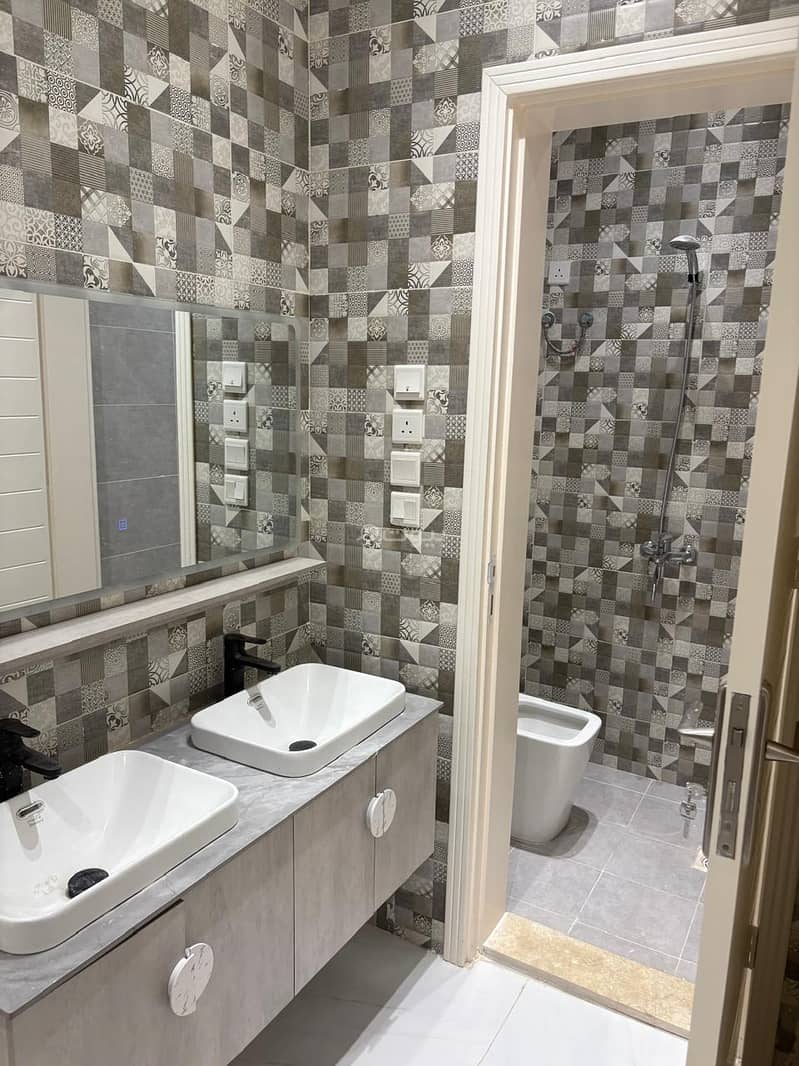 5 bedroom apartment in Umm Al Silm, Jeddah 19