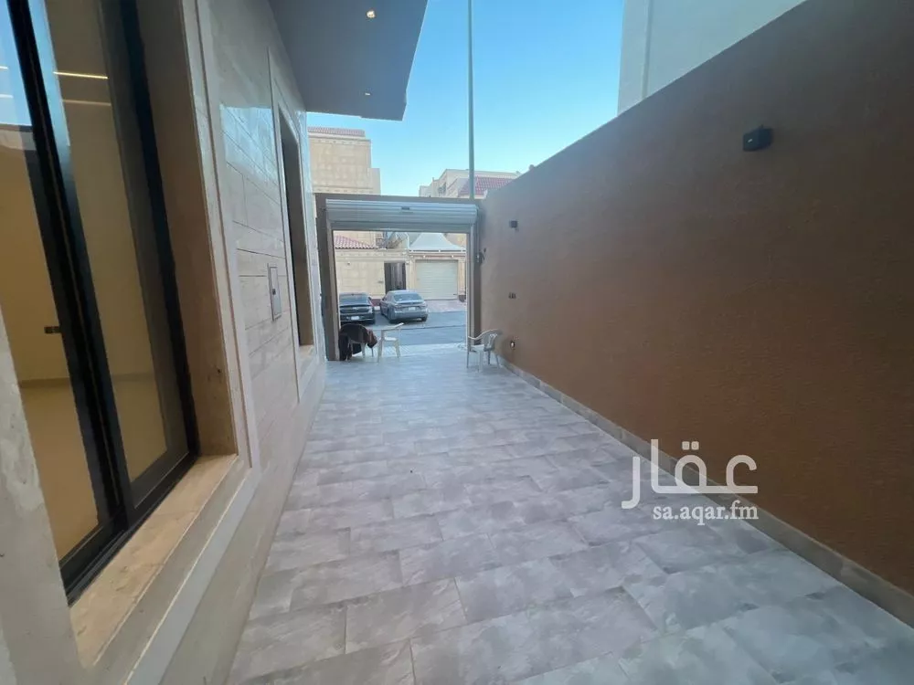 6 bedroom villa in Al Janadriyah 4