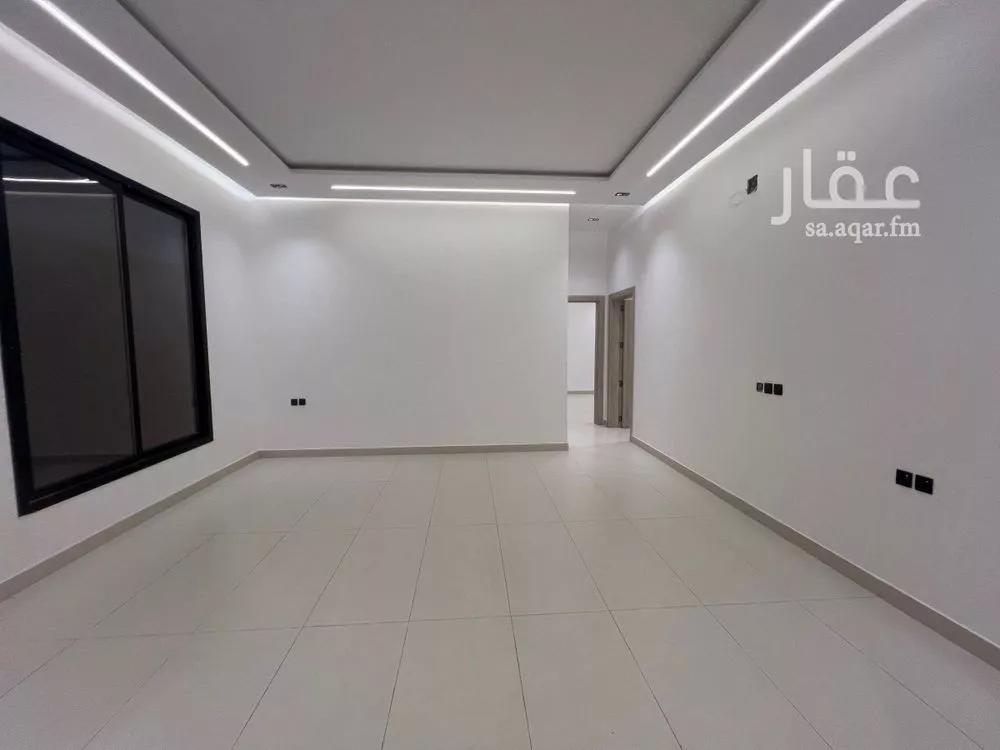 6 bedroom villa in Al Janadriyah 5
