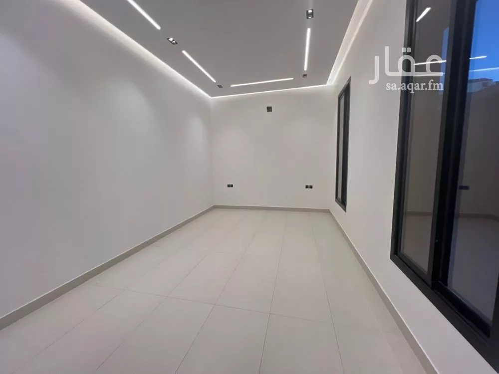 6 bedroom villa in Al Janadriyah 7
