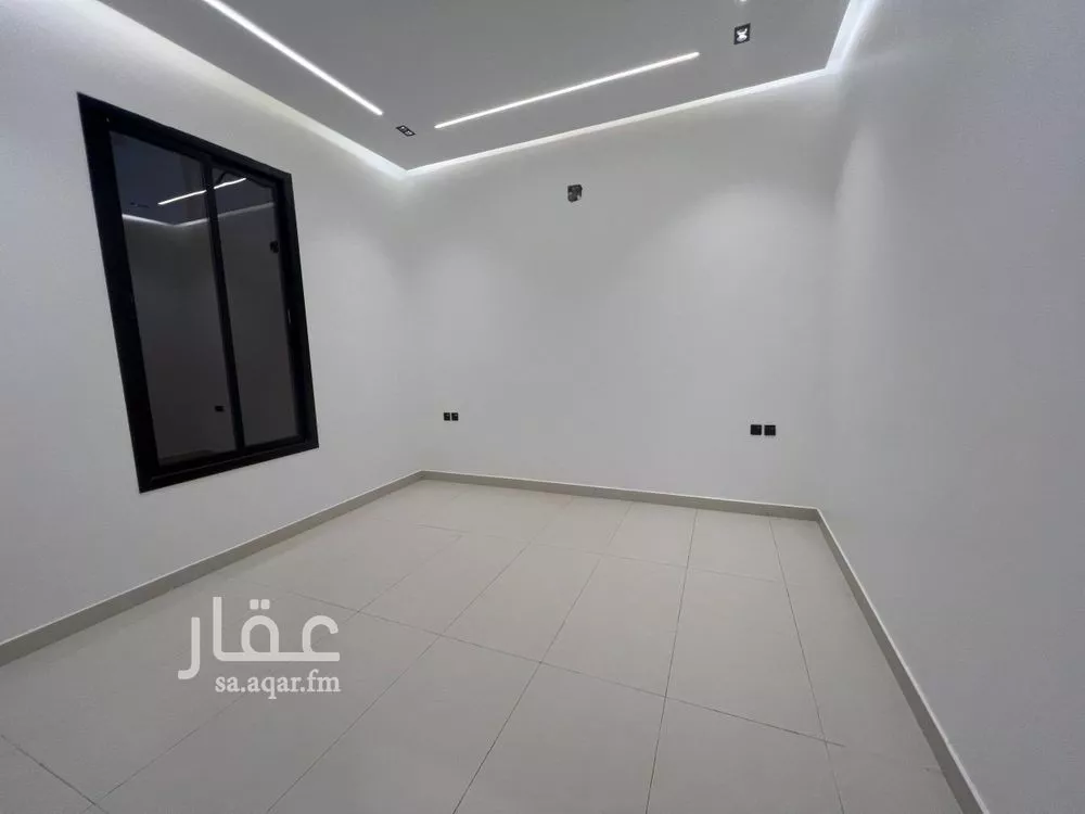 6 bedroom villa in Al Janadriyah 9