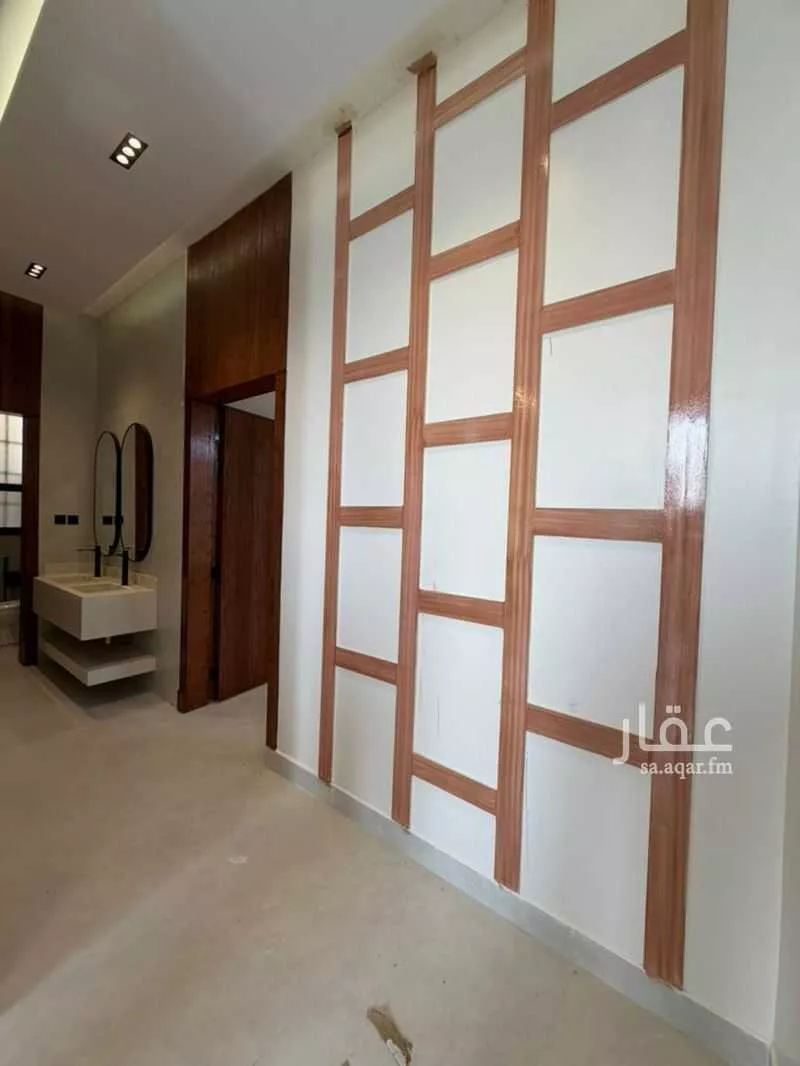 5 bedroom villa in Al Rimal 7