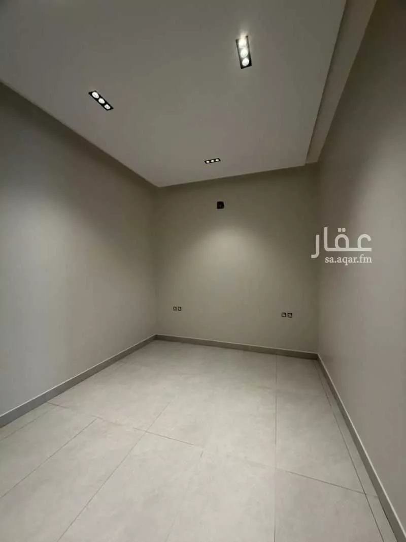 5 bedroom villa in Al Rimal 8