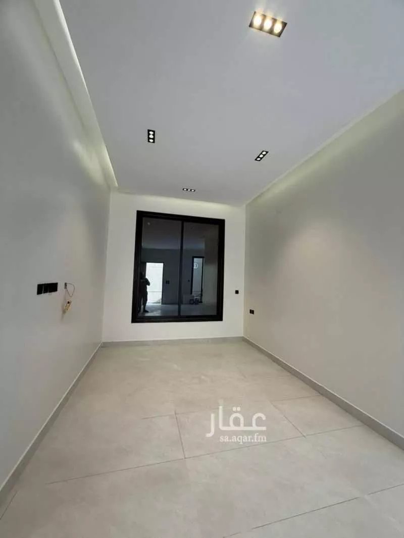 5 bedroom villa in Al Rimal 10