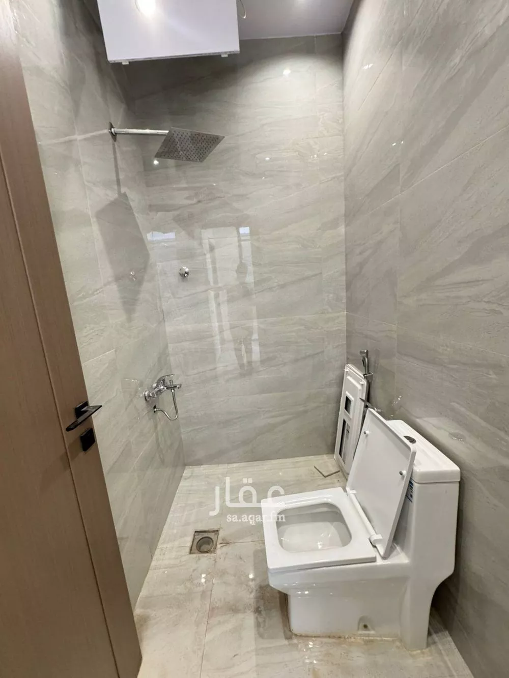 4 bedroom villa in Ash Sharq 16