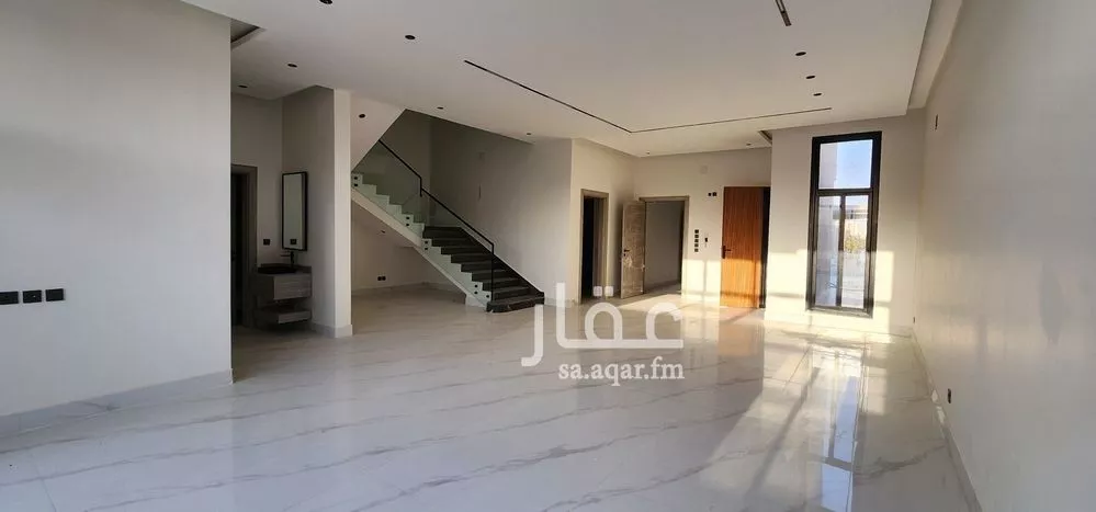 6 bedroom duplex in Dhahrat Namar 11