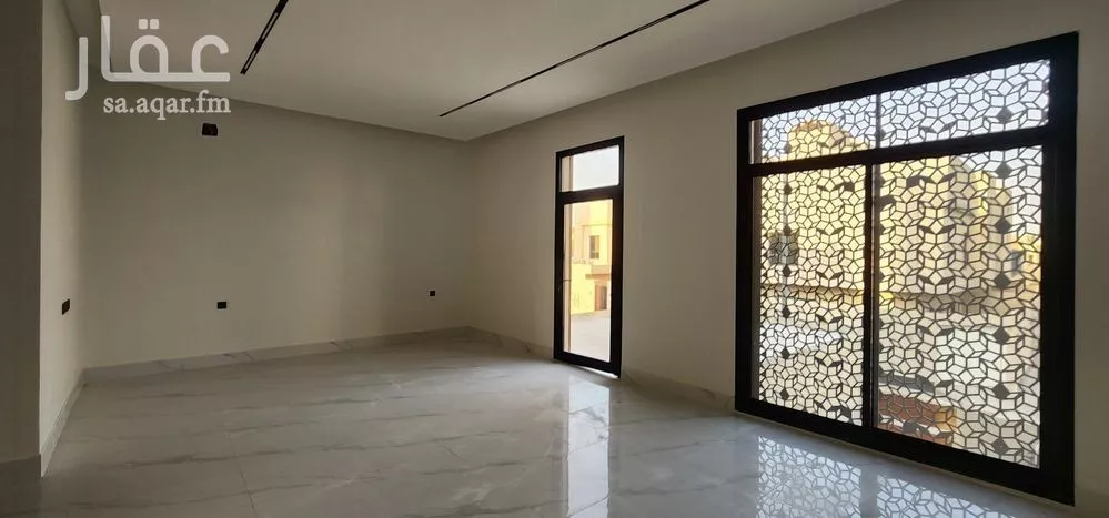 6 bedroom duplex in Dhahrat Namar 12