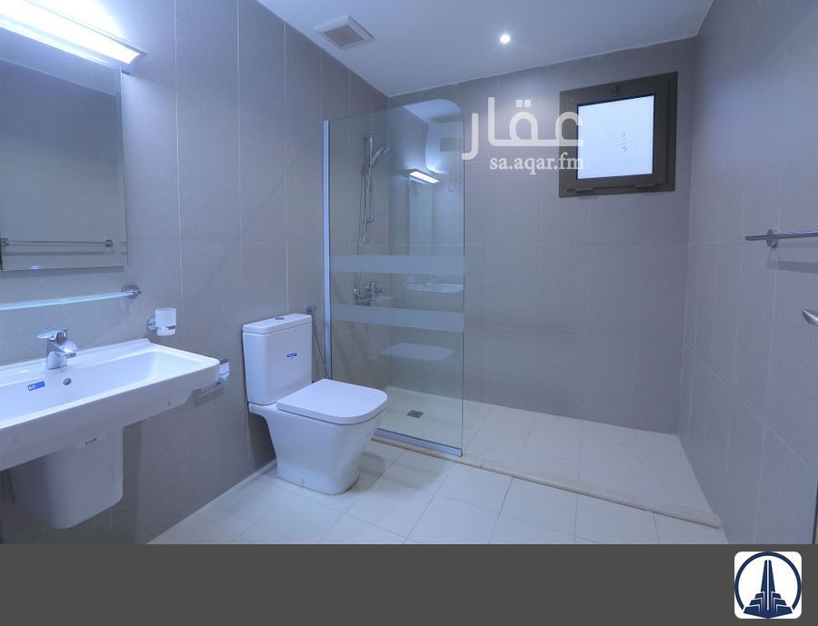3 bedroom apartment in Al Shati, Jeddah 3