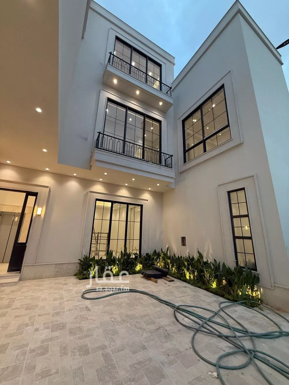 5 bedroom villa in Al Mahdiyyah 3