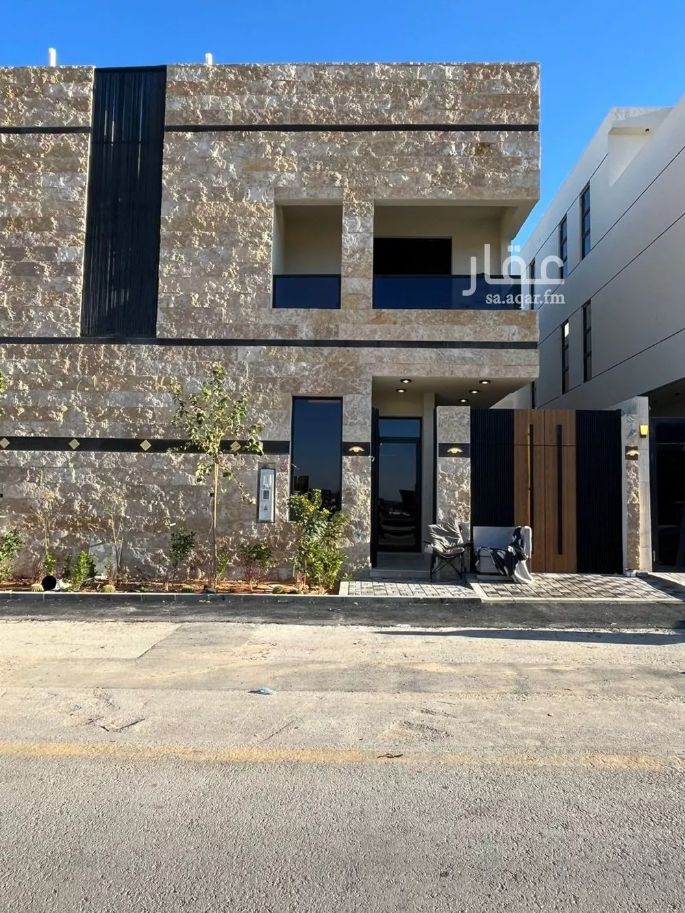 4 bedroom villa in Al Mahdiyyah 2