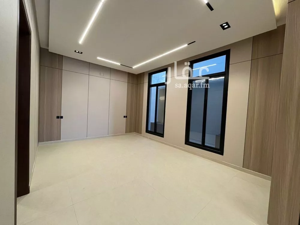 4 bedroom villa in Al Mahdiyyah 13