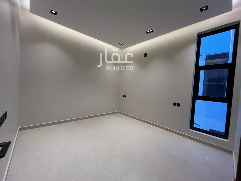 4 bedroom villa in Al Mahdiyyah 22