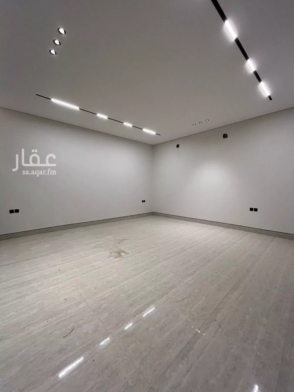 فيلا 6 غرف في المهدية 10