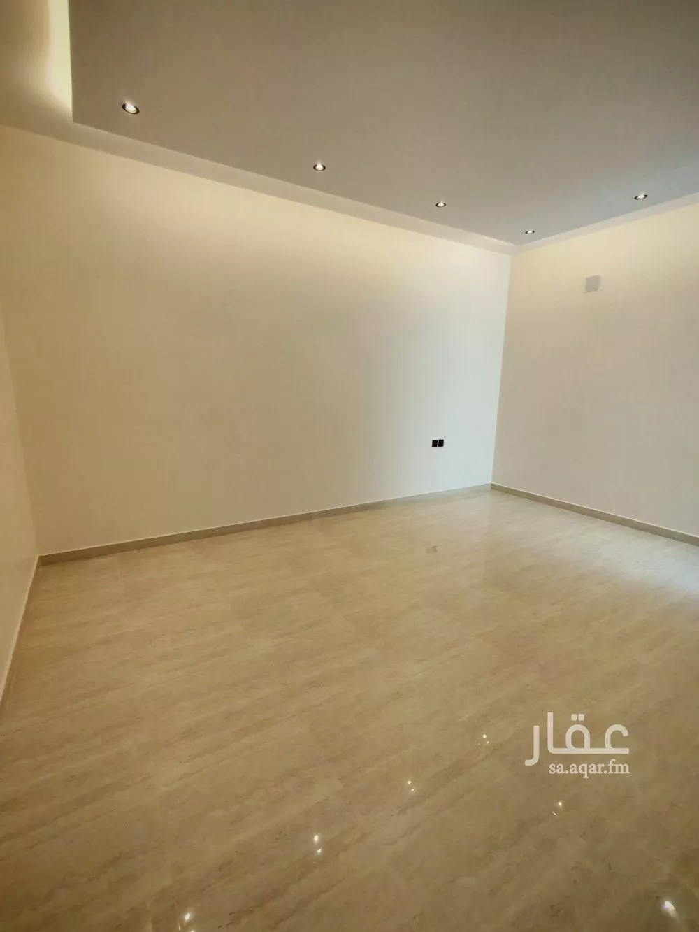 5 bedroom villa in Al Rimal 5