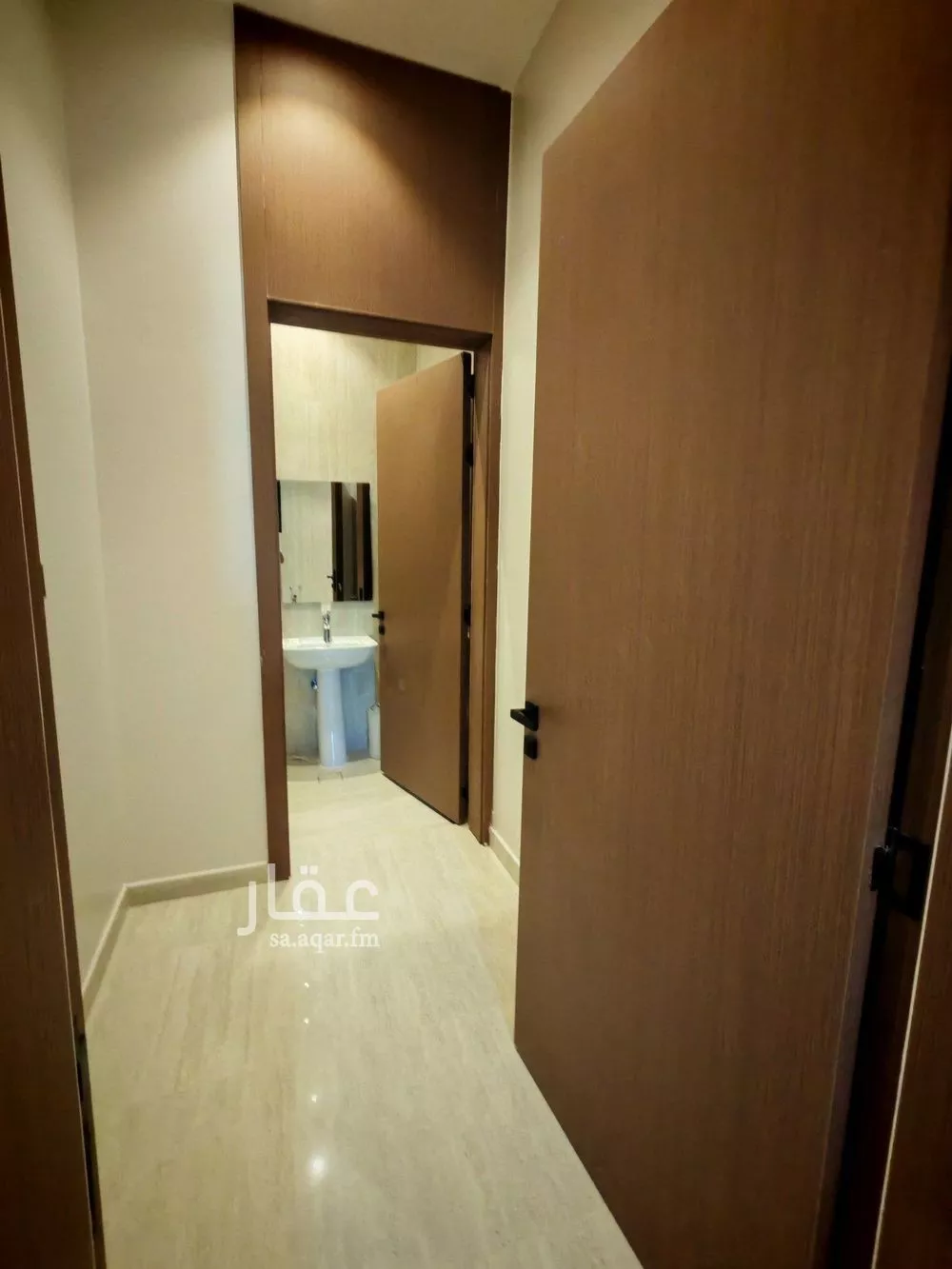 5 bedroom villa in Al Rimal 8