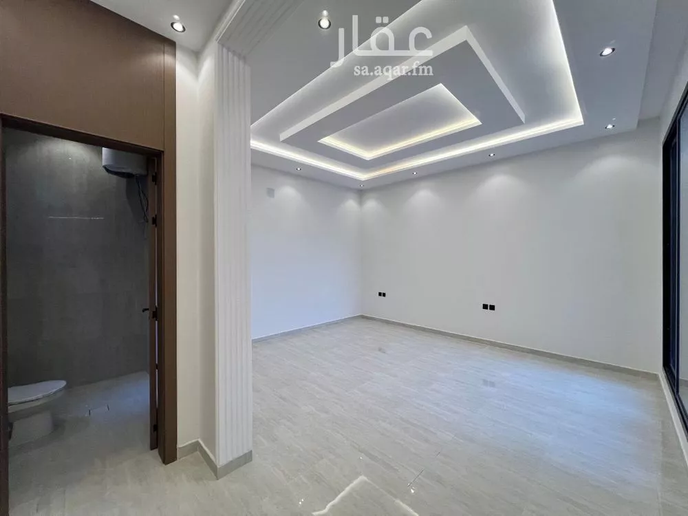 5 bedroom villa in Al Rimal 11
