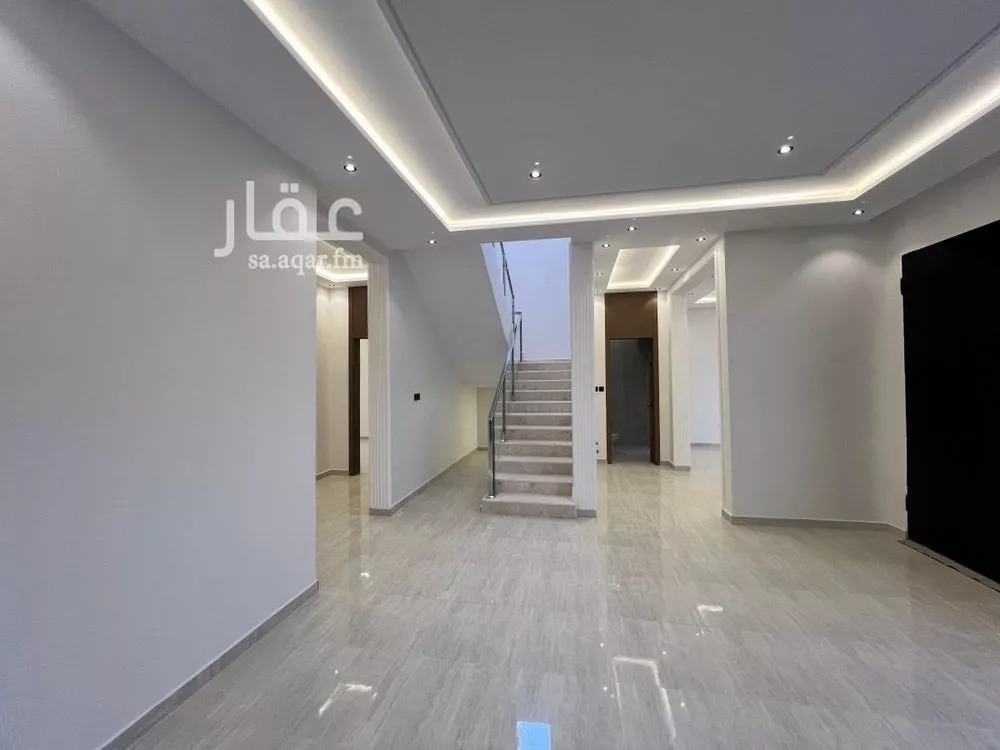 5 bedroom villa in Al Rimal 19