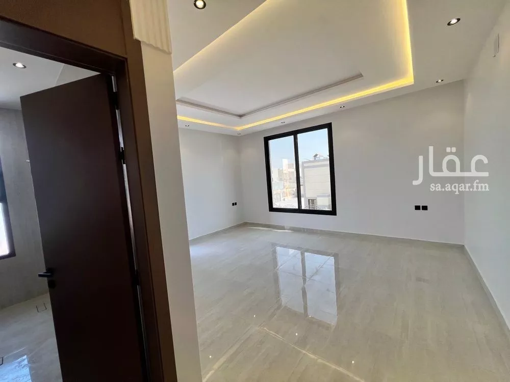 5 bedroom villa in Al Rimal 21