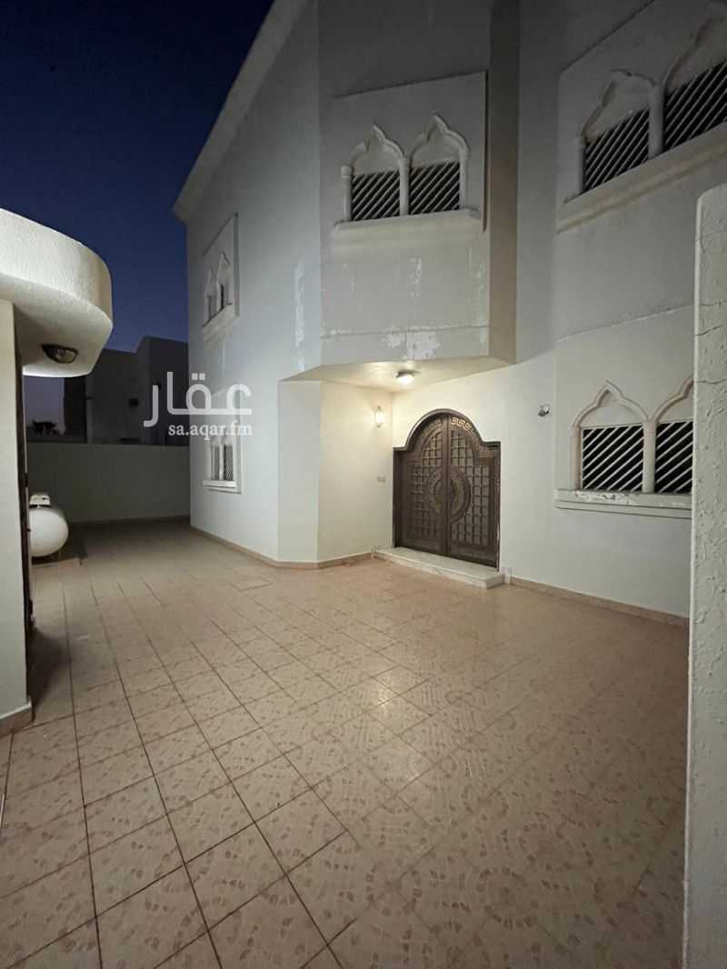 5 bedroom villa in An Naziyah, Qassim Region 3