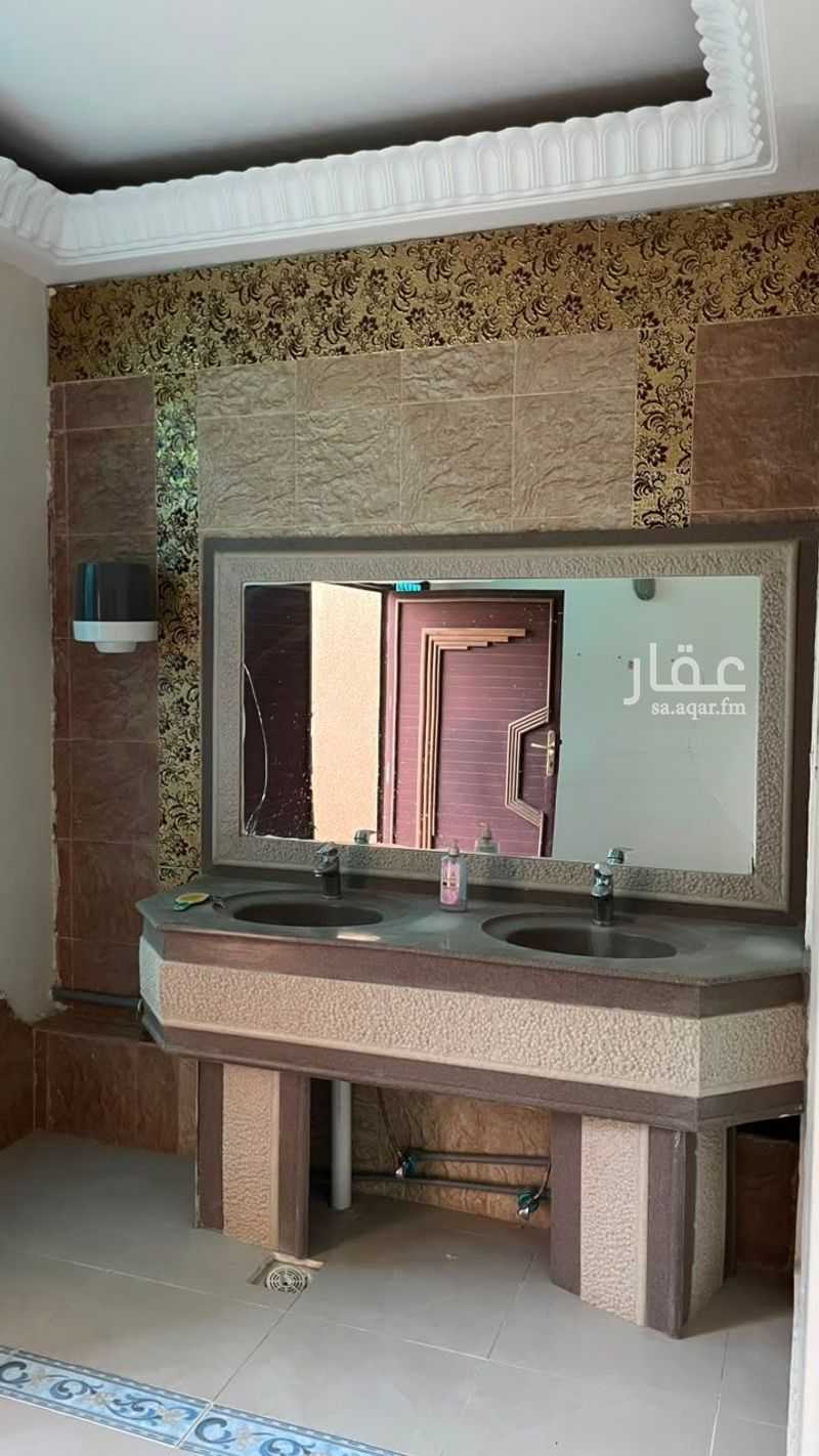 7 bedroom villa in Al Iskan, Qassim Region 3