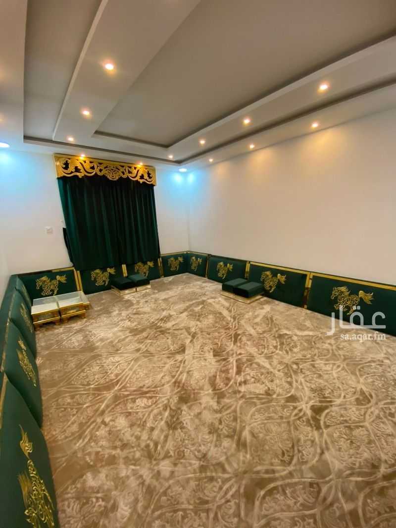 8 bedroom villa in Al Rehab, Qassim Region 2
