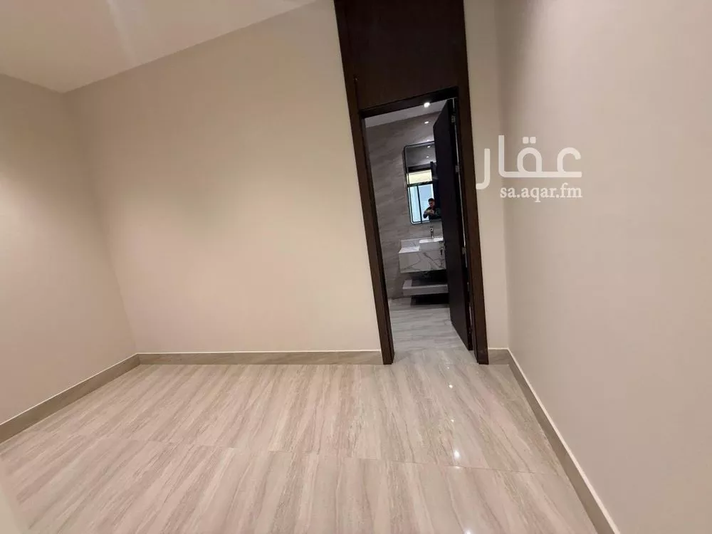 5 bedroom villa in Al Rimal 16