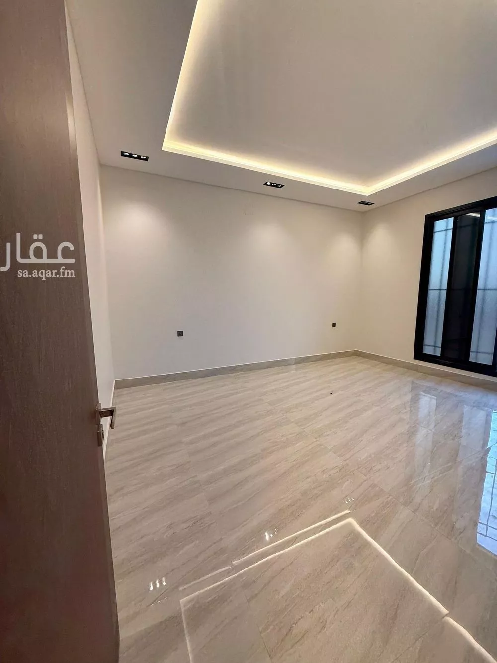 5 bedroom villa in Al Rimal 10