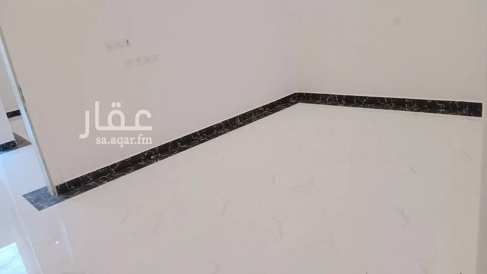 8 bedroom villa in As Suwaidi 17