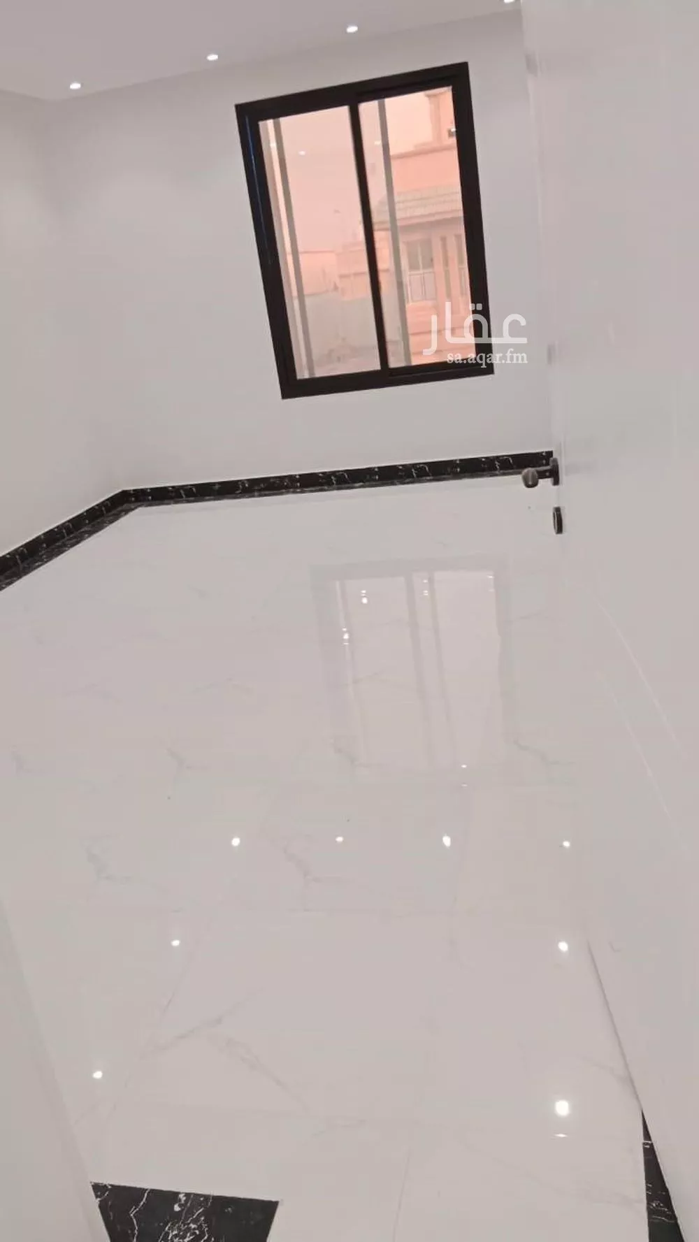8 bedroom villa in As Suwaidi 19